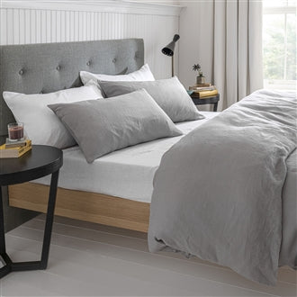 Bedroom Style Idea - Chic - LOVE FOR WHITE