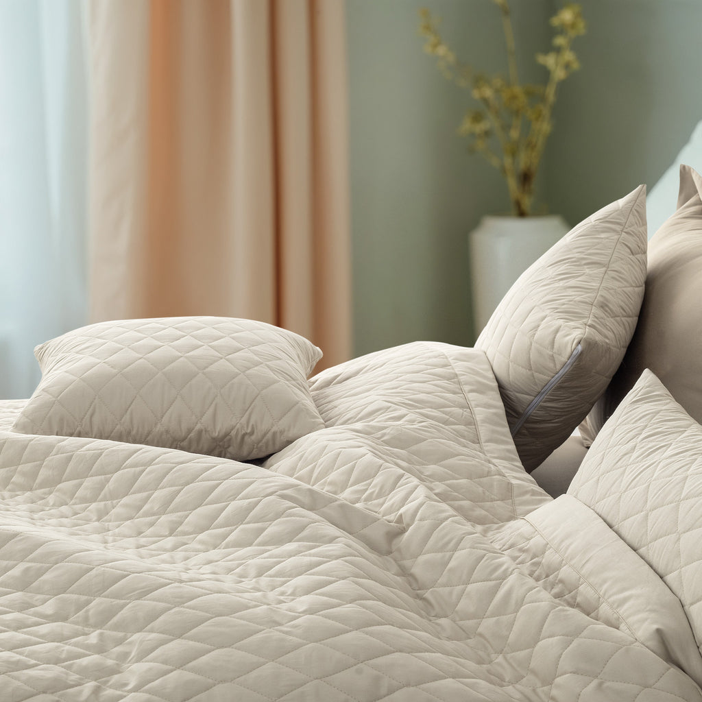 Quilted Cushion Cover - Ecru - LOVE FOR WHITE                                                          