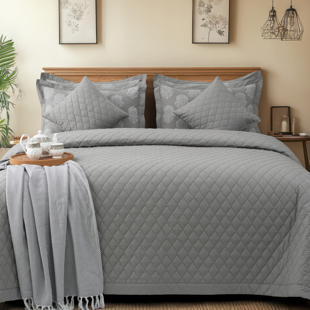 Summer Quilt/Bed Cover - Light Grey - LOVE FOR WHITE                                                          