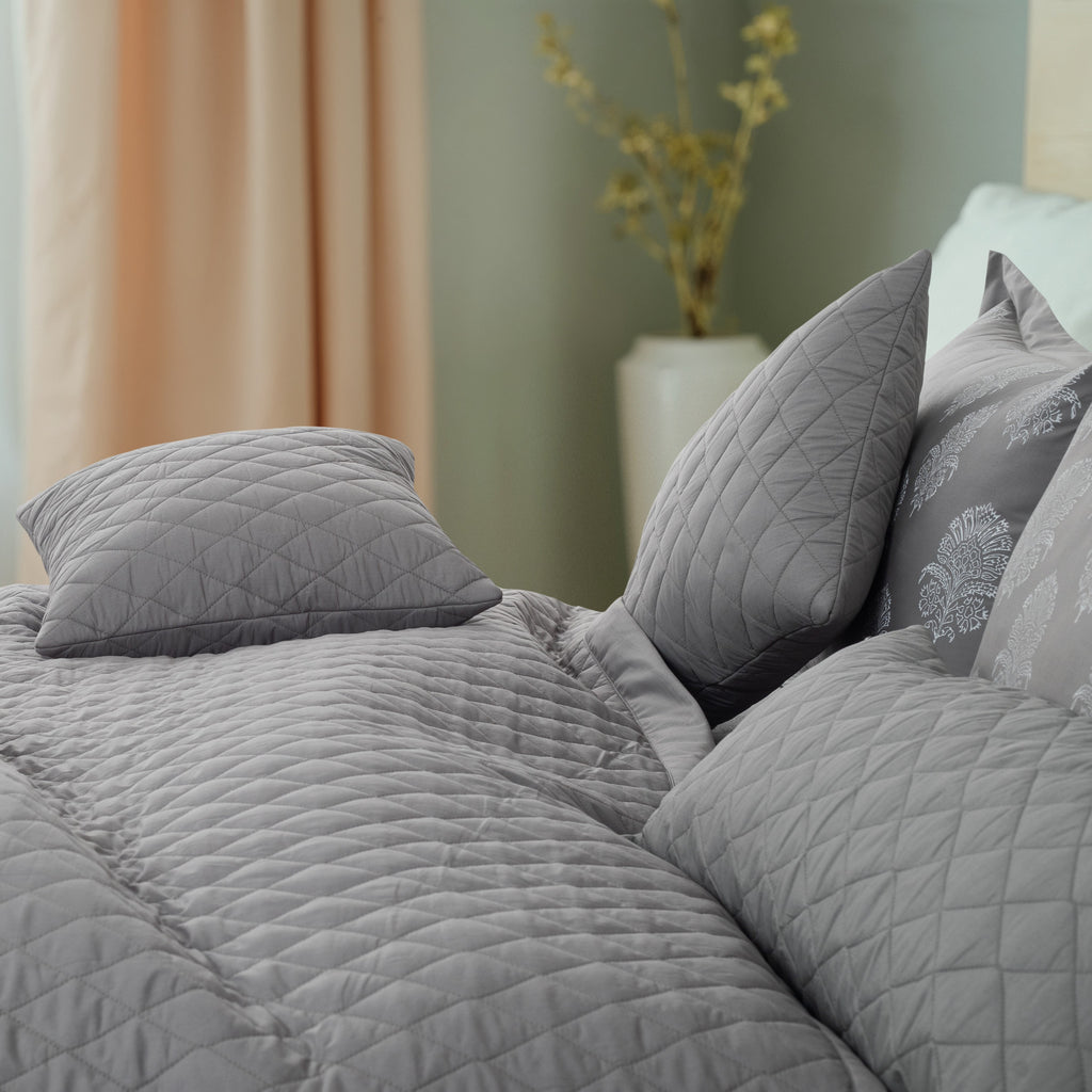 Quilted Cushion Cover - Light Grey - LOVE FOR WHITE                                                          
