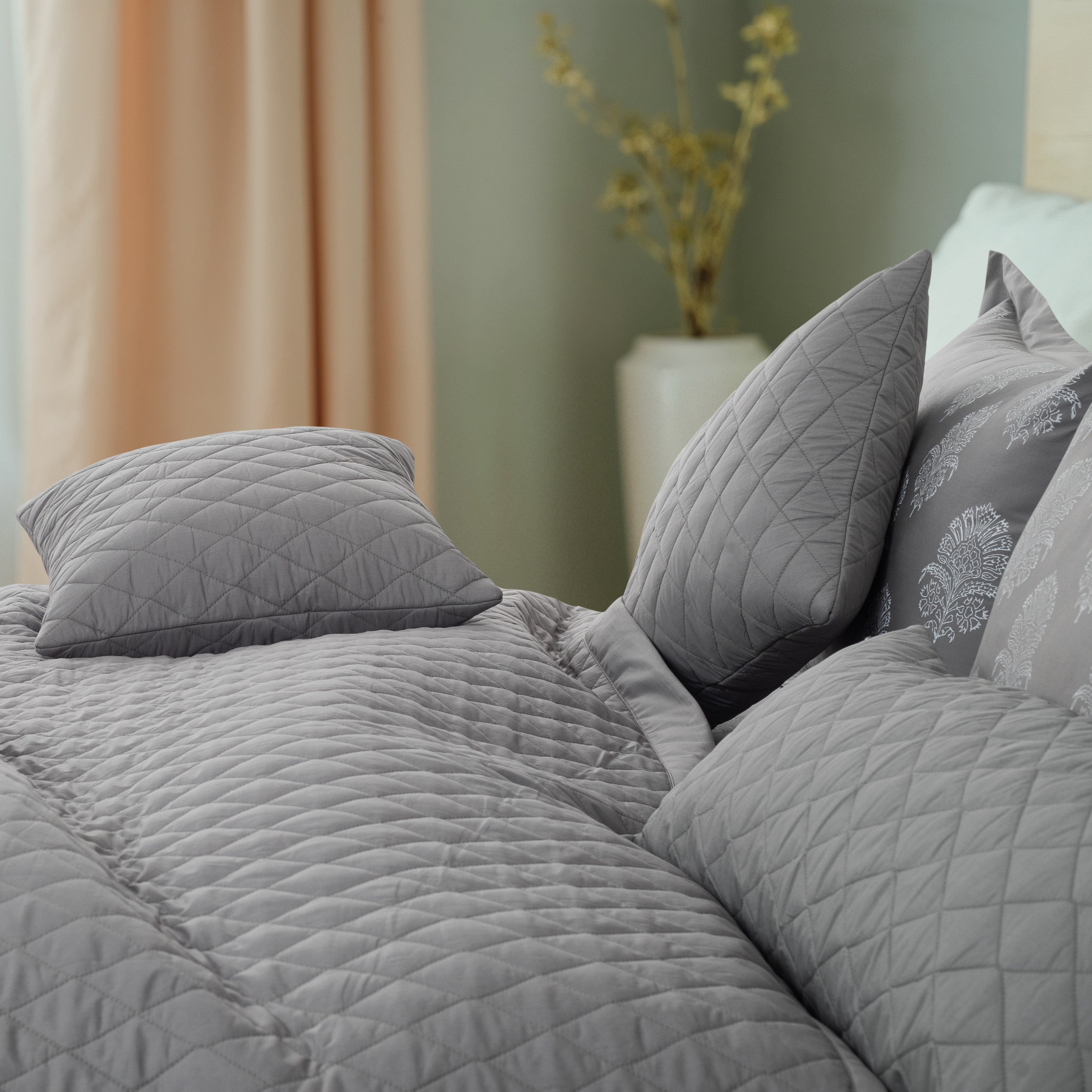 Quilted Cushion Cover - Light Grey - LOVE FOR WHITE                                                          