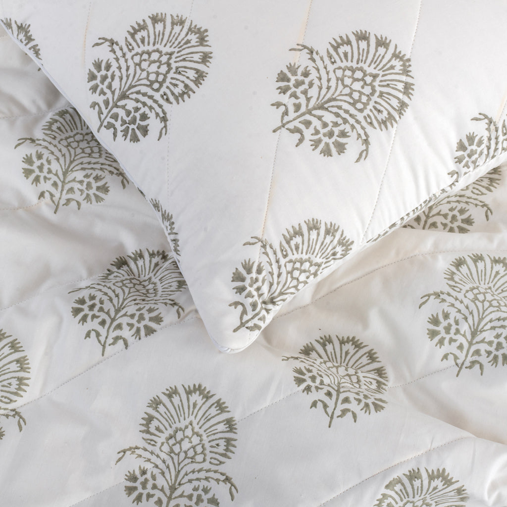 Quilted Cushion Cover - Hibiscus - LOVE FOR WHITE                                                          