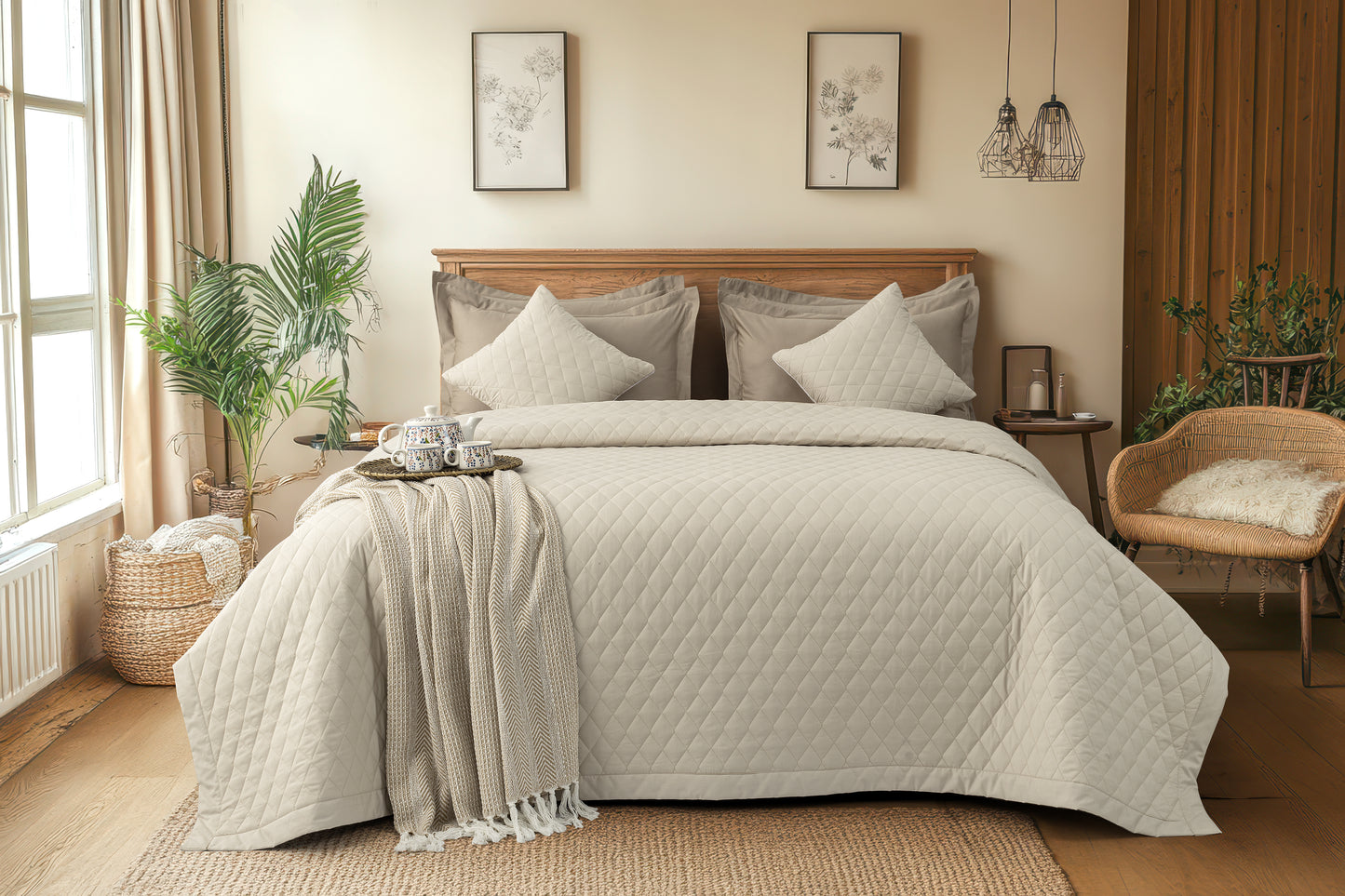 Summer Quilt/Bed Cover - Ecru (Light Beige)