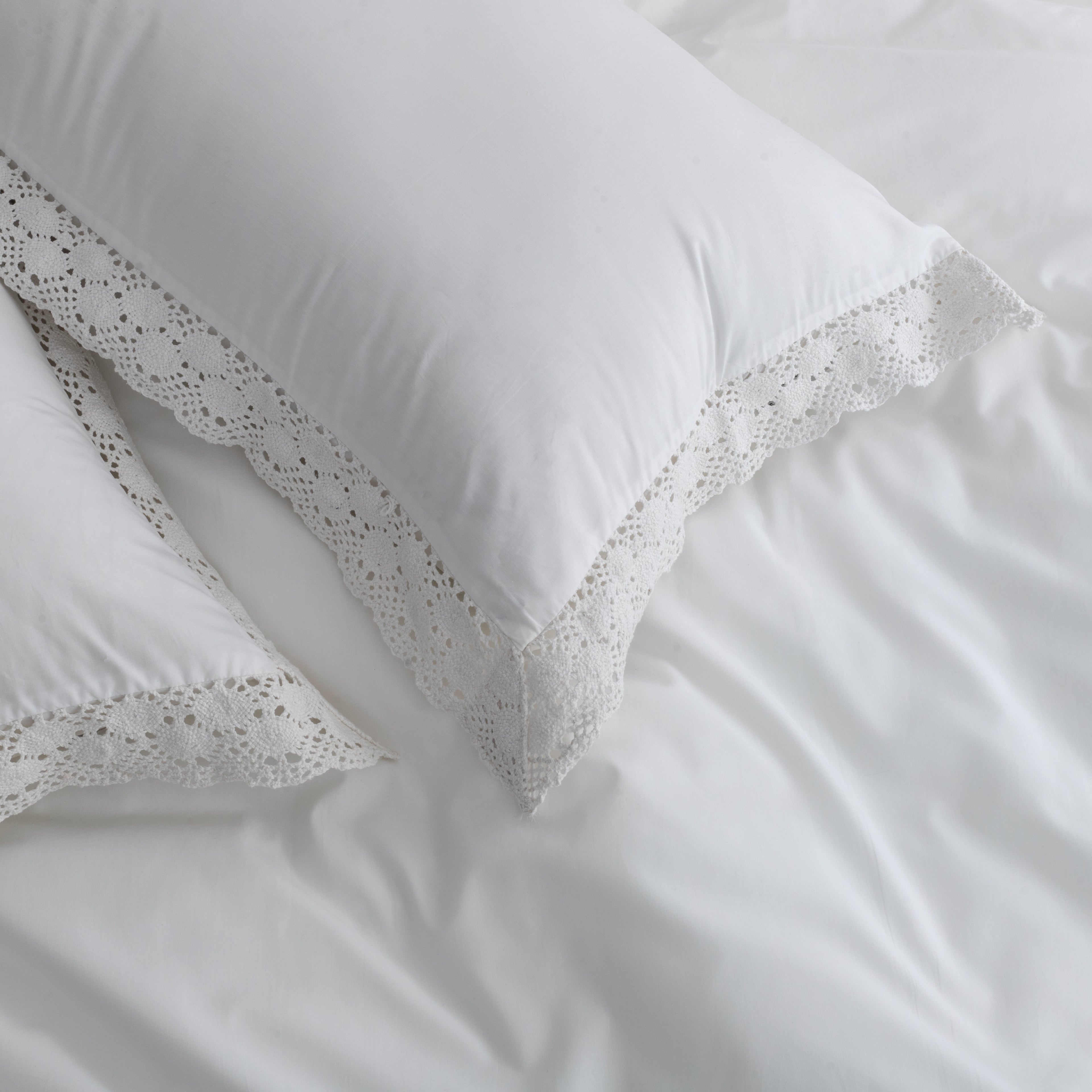 Bed Sheet Crochet Border - White - LOVE FOR WHITE                                                          
