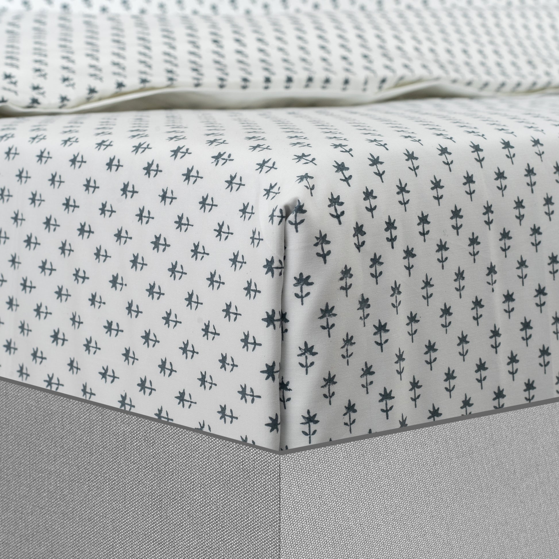 Fitted Sheet Hand Block Printed - Cornflower - LOVE FOR WHITE                                                          