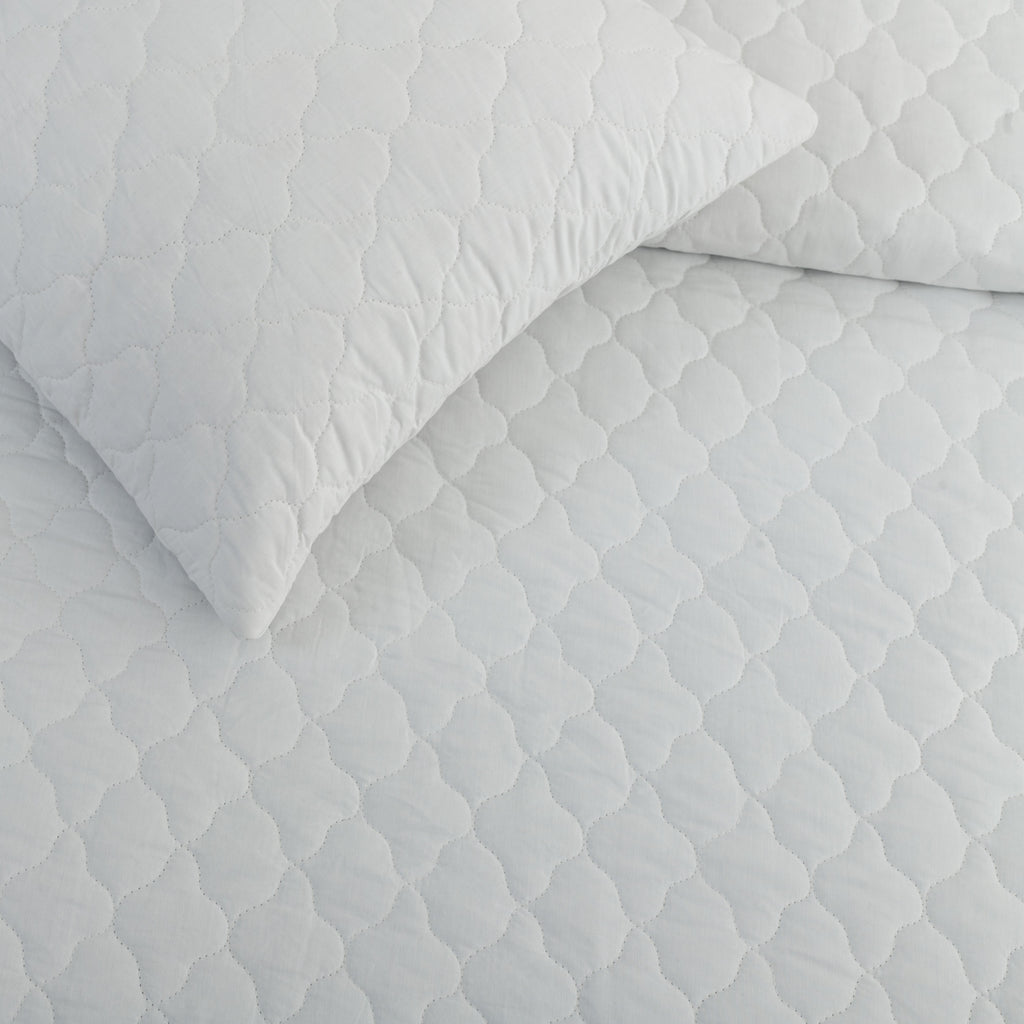 Quilted Cushion Cover - White - LOVE FOR WHITE                                                          