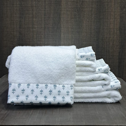Love For White Hand Towel Set Of 4 - Cornflower
