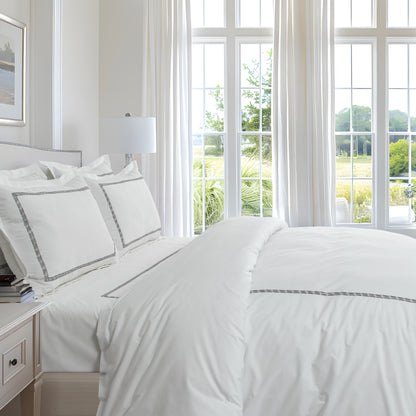 Duvet Cover Embroidered "Maze" - LOVE FOR WHITE                                                          