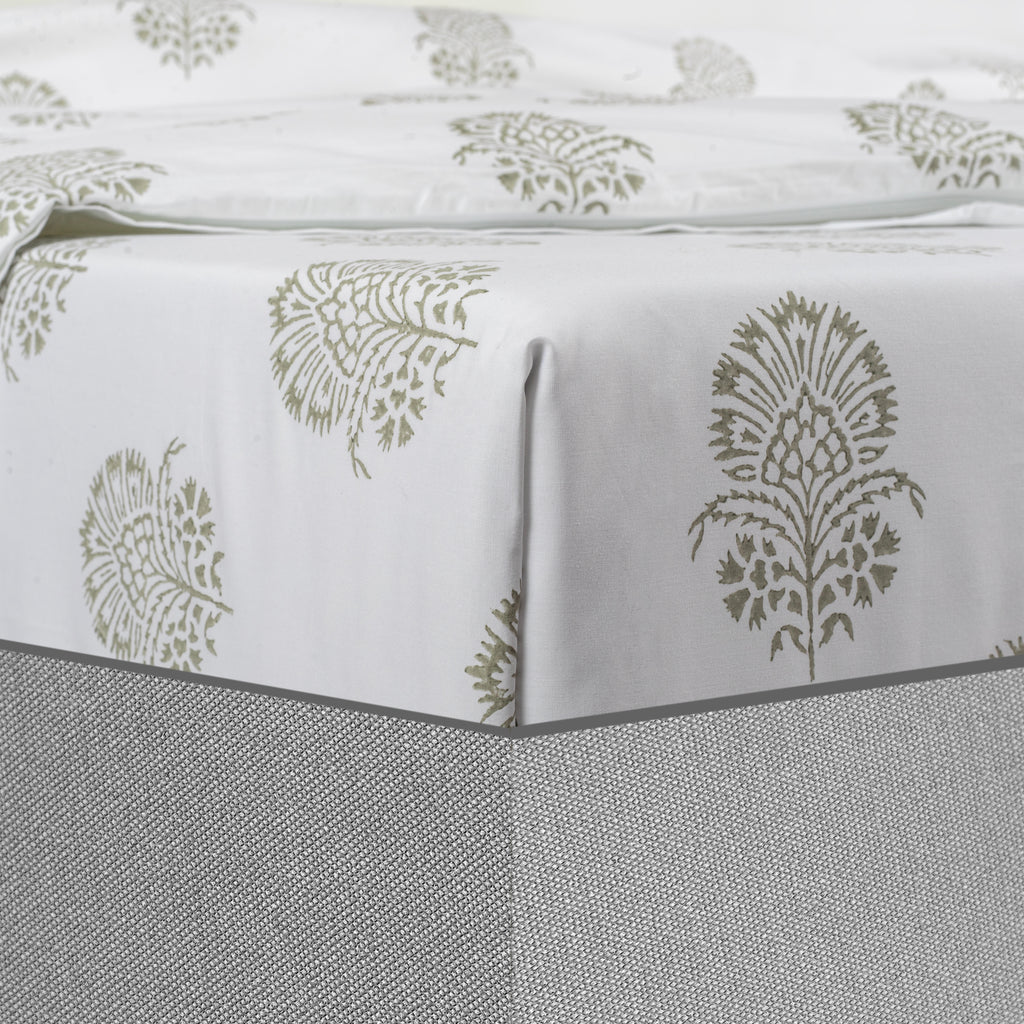 Fitted Sheet Hand Block Printed "Hibiscus" - LOVE FOR WHITE                                                          
