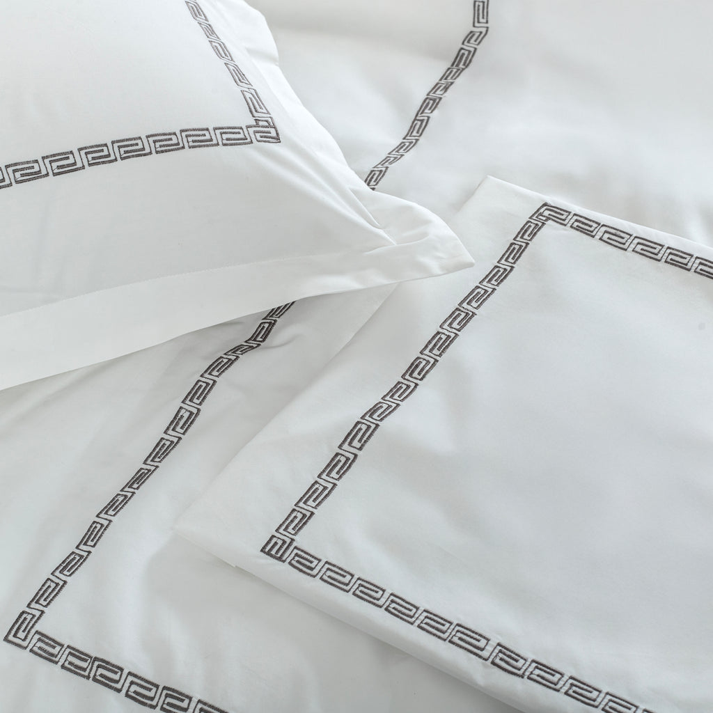 Duvet Cover Embroidered "Maze" - LOVE FOR WHITE                                                          