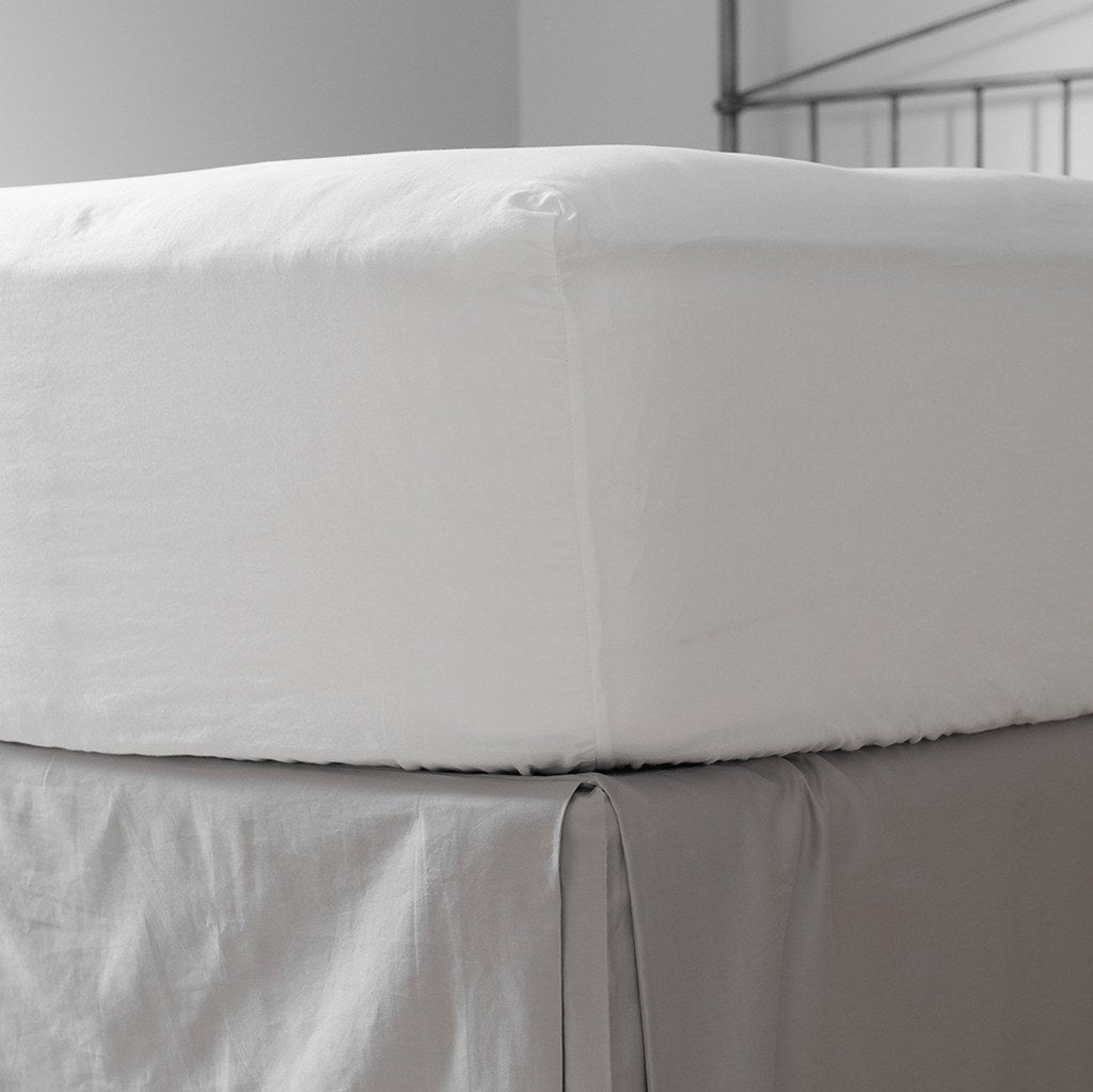 Love For White Fitted Sheet - 200TC Premium