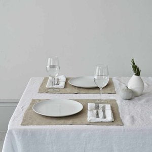 Table Linen Style Idea - Formal