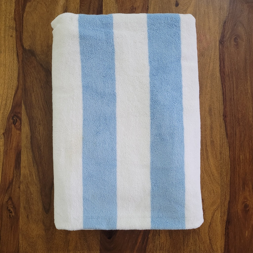 Pool/Beach Towel - LOVE FOR WHITE                                                          